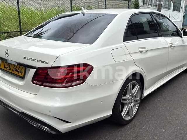 Mercedes-Benz E300 2013 photo 3
