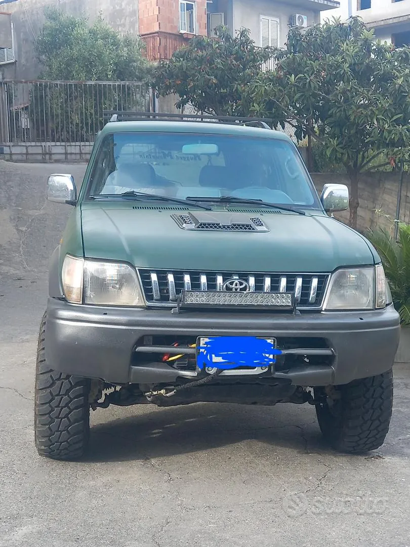 Toyota Land Cruiser