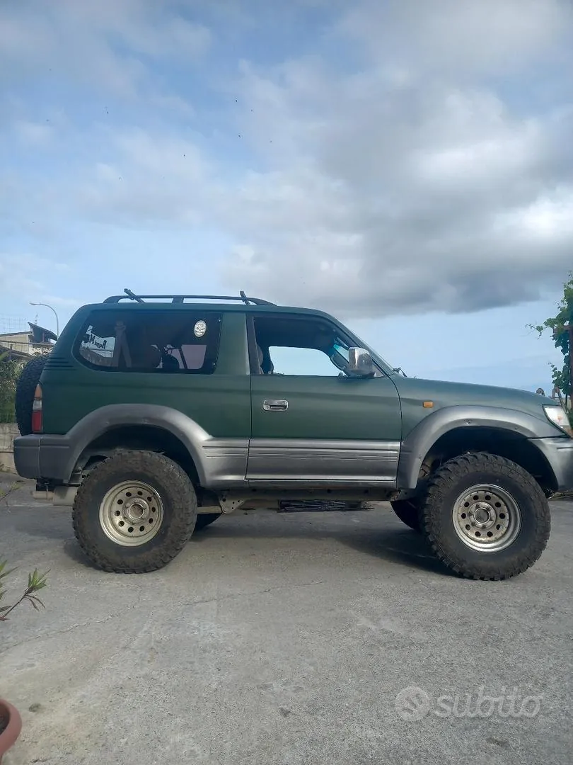 Toyota Land Cruiser 1999 photo 2