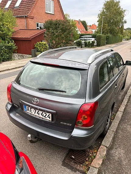 Toyota Avensis 2006 photo 4
