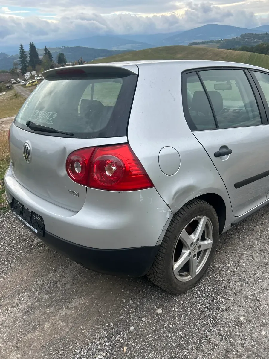 Volkswagen Golf 2004 photo 3