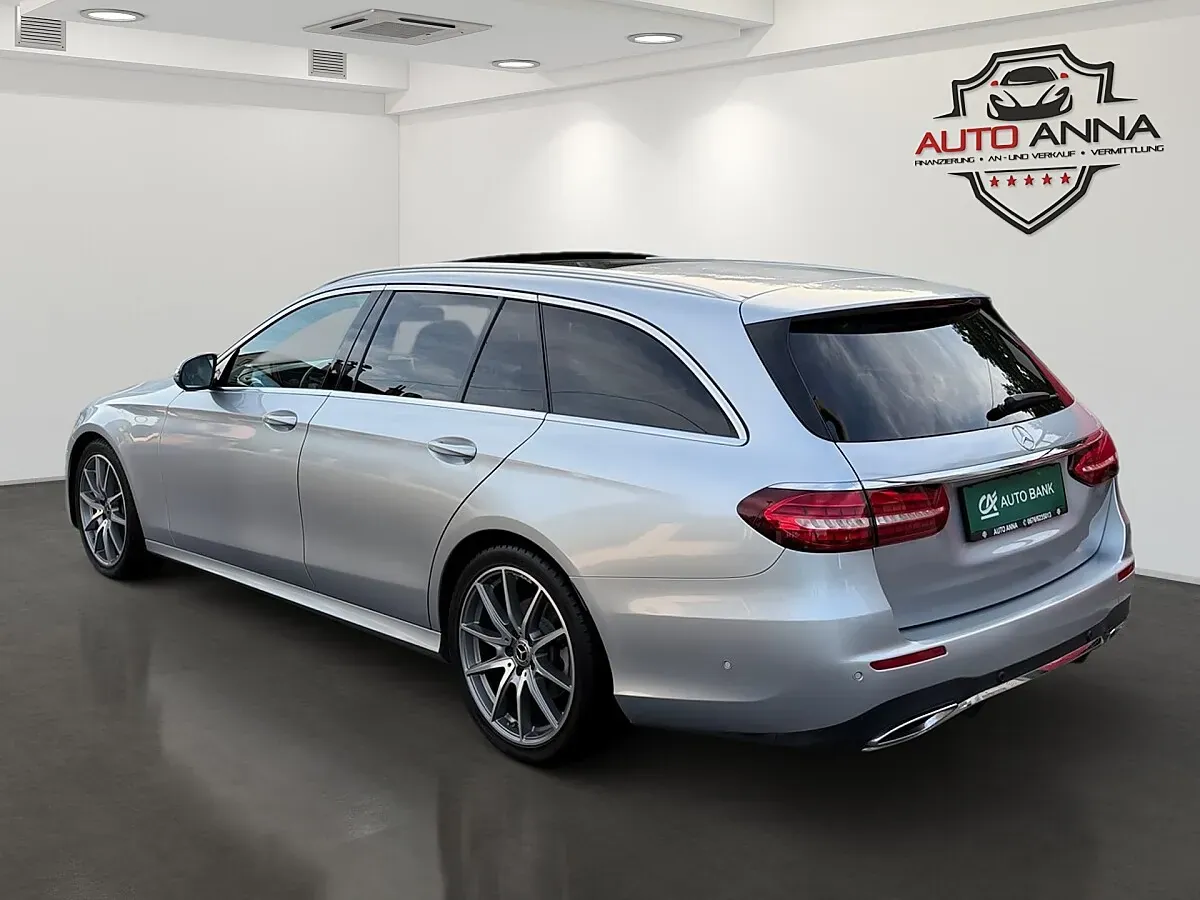 Mercedes-Benz E-Class 2021 photo 3