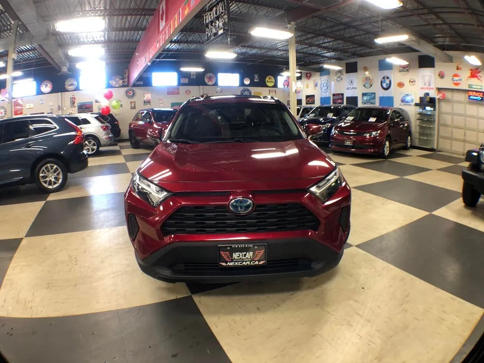Toyota Rav4 2023 photo 2
