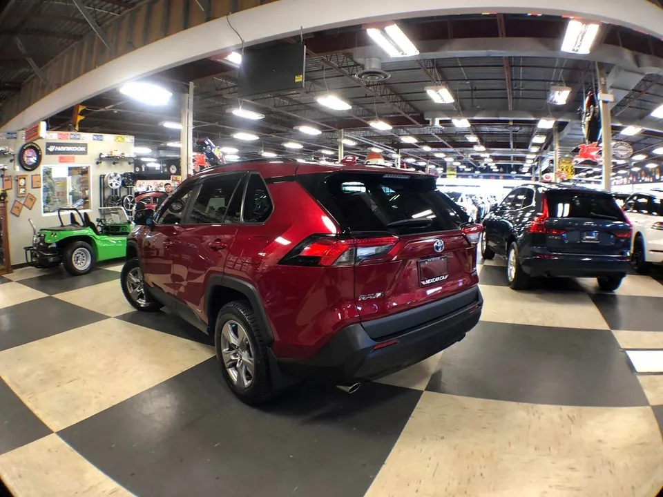 Toyota Rav4 2023 photo 5