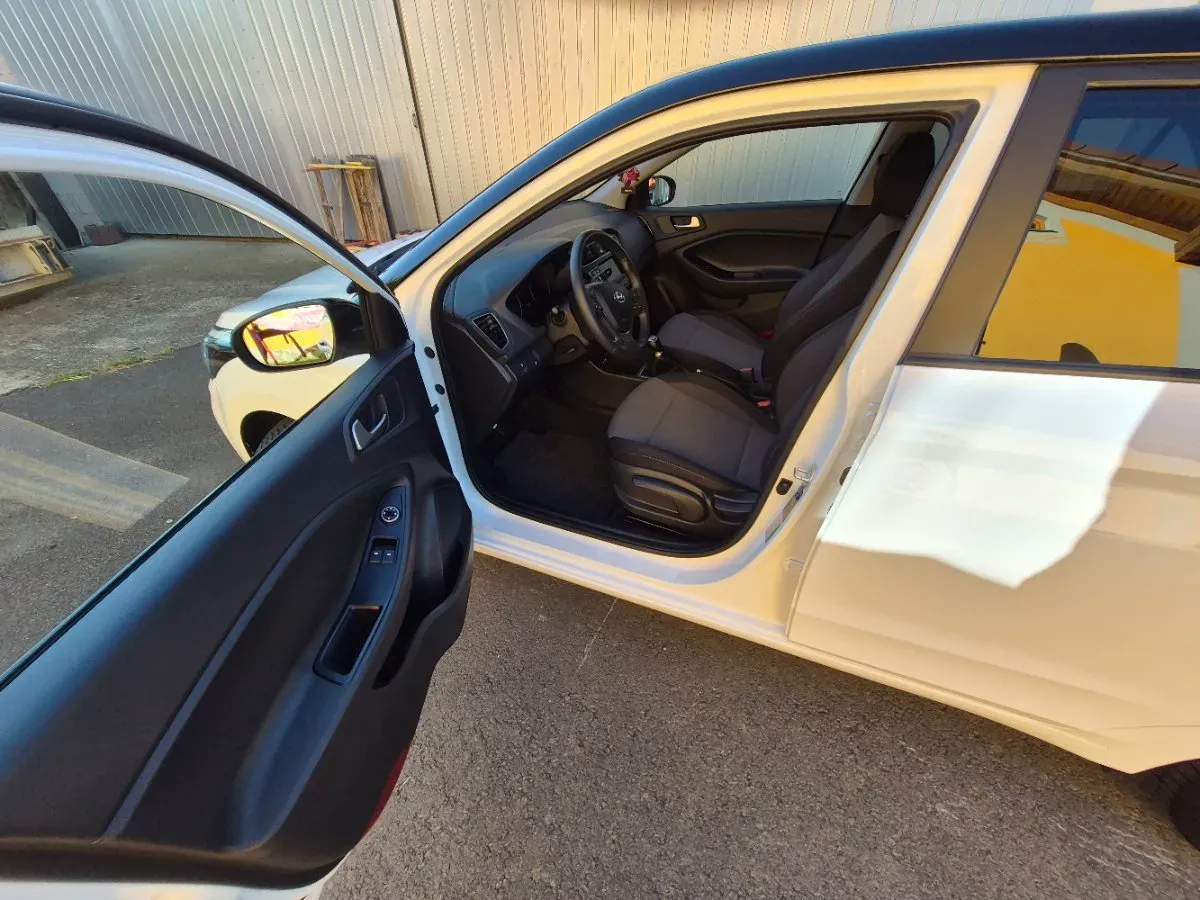 Hyundai I20 2020 photo 3