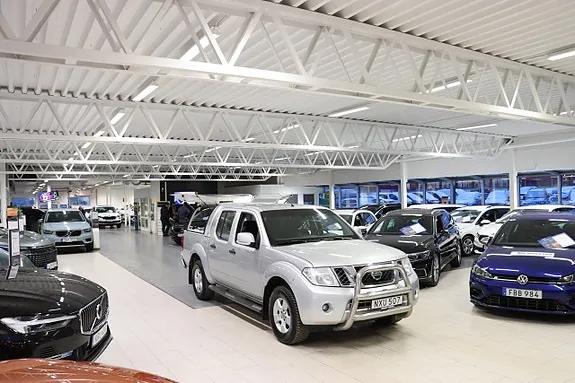 Nissan Navara 2015 photo 2