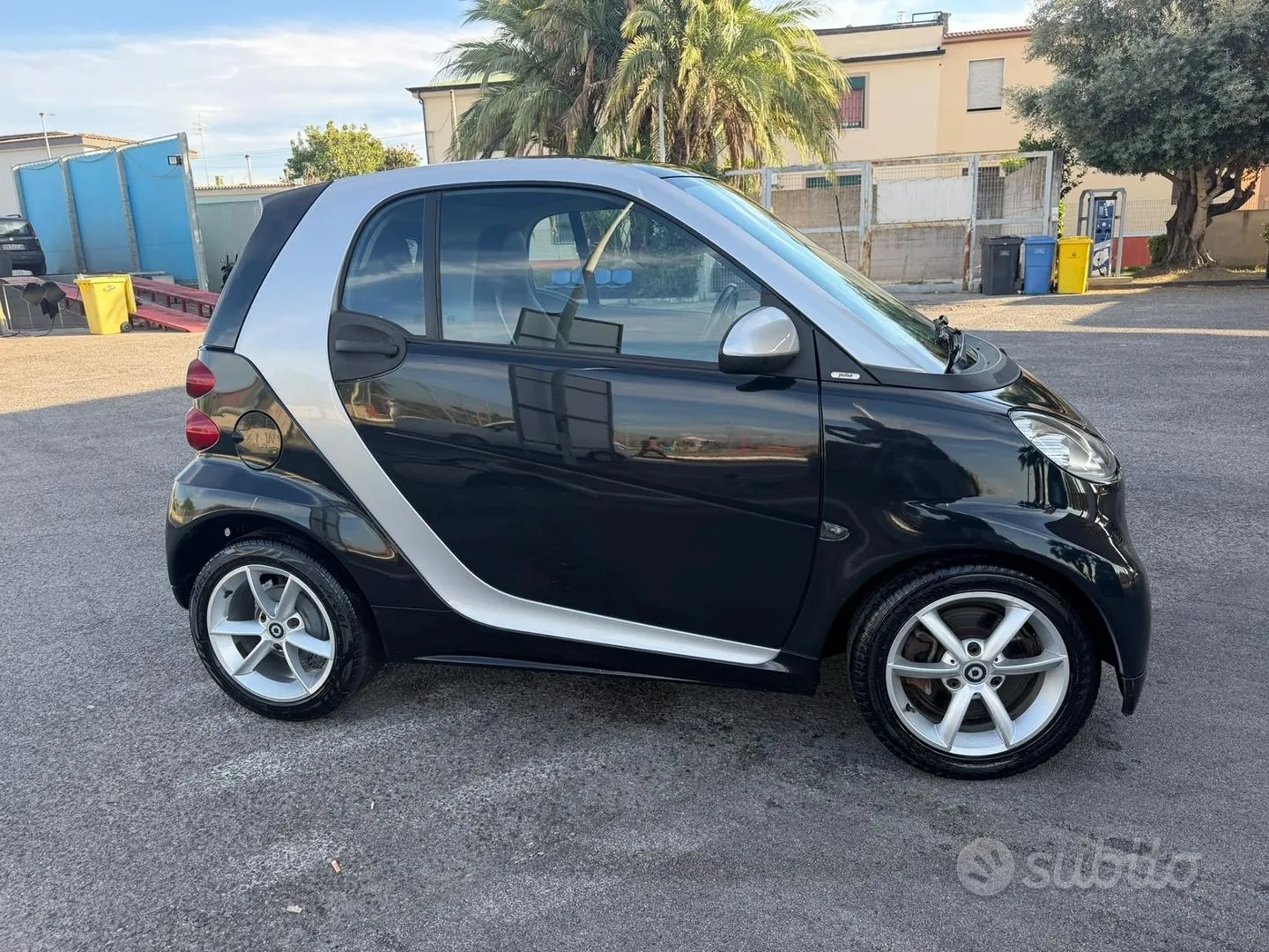 Smart Fortwo 2011 photo 4