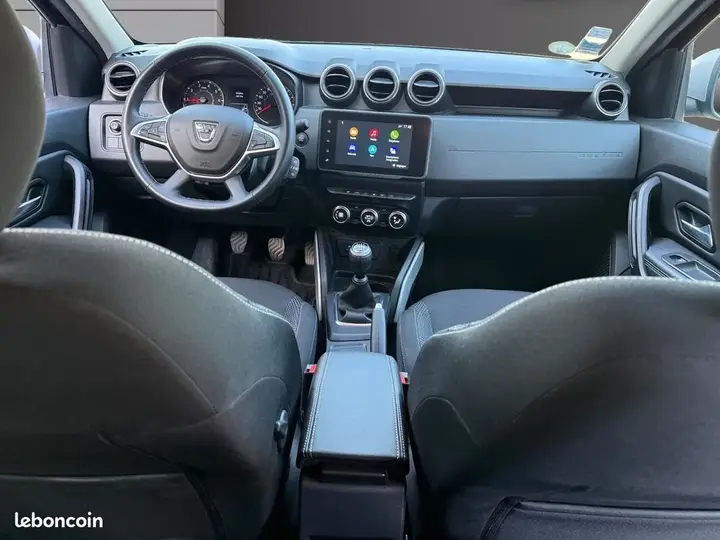Dacia Duster 2021 photo 2