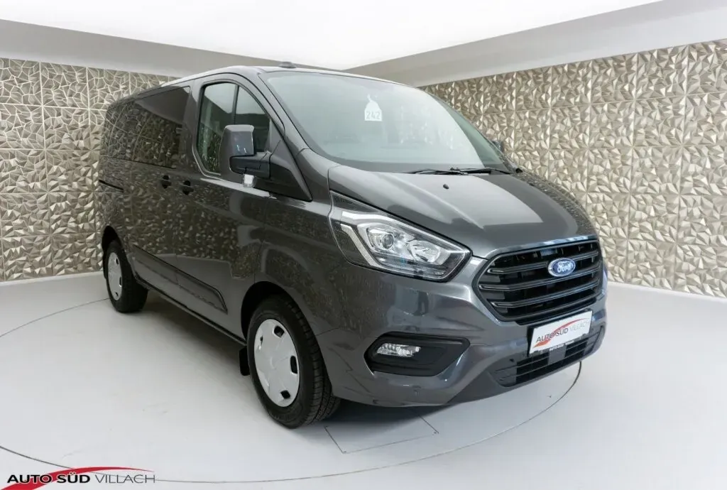 Ford Transit Custom 2024 photo 3