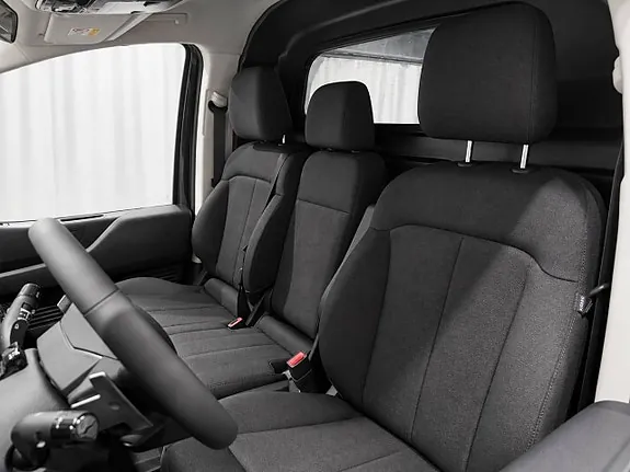 Hyundai Staria 2027 photo 3