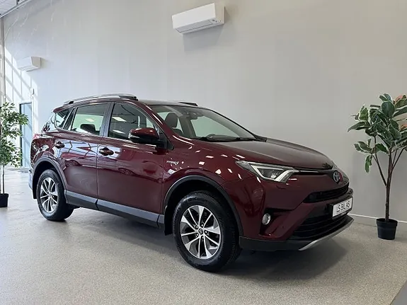 Toyota Rav4 2017 photo 2