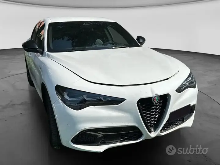 Alfa Romeo Stelvio 2024 photo 3