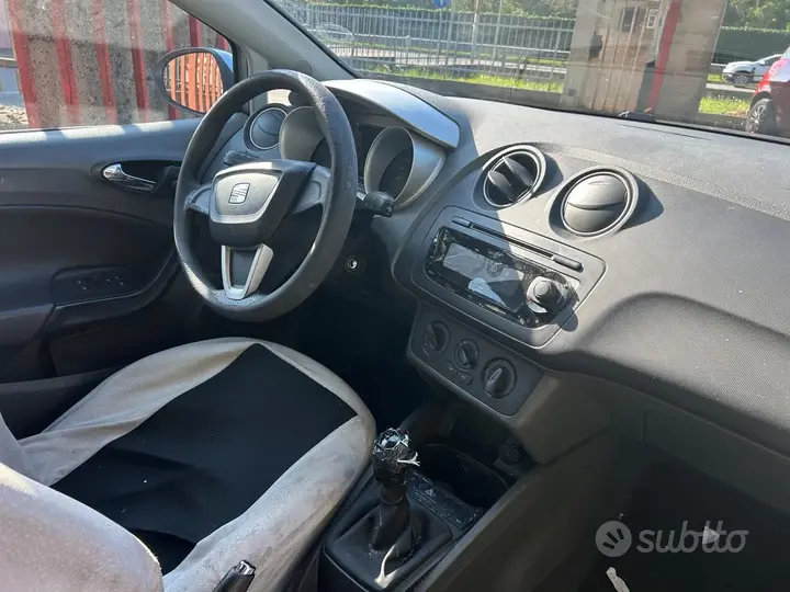 Seat Ibiza 2009 photo 4
