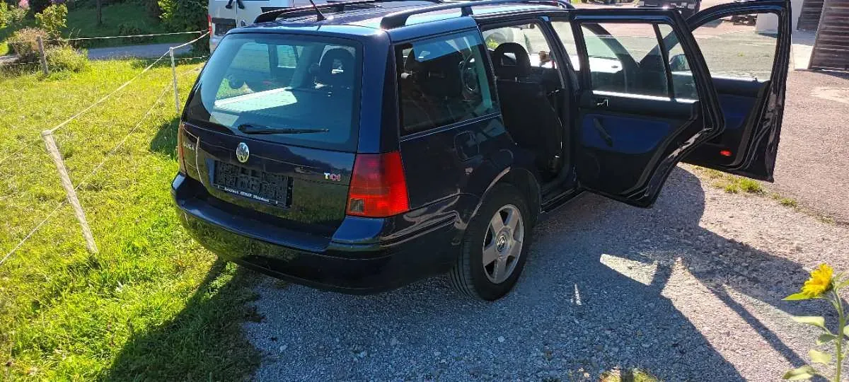Volkswagen Bora 2000 photo 3