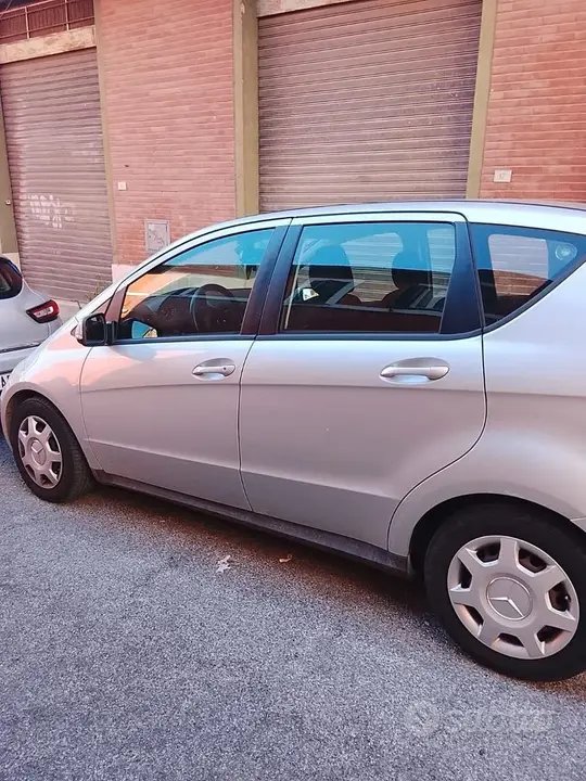 Mercedes-Benz A