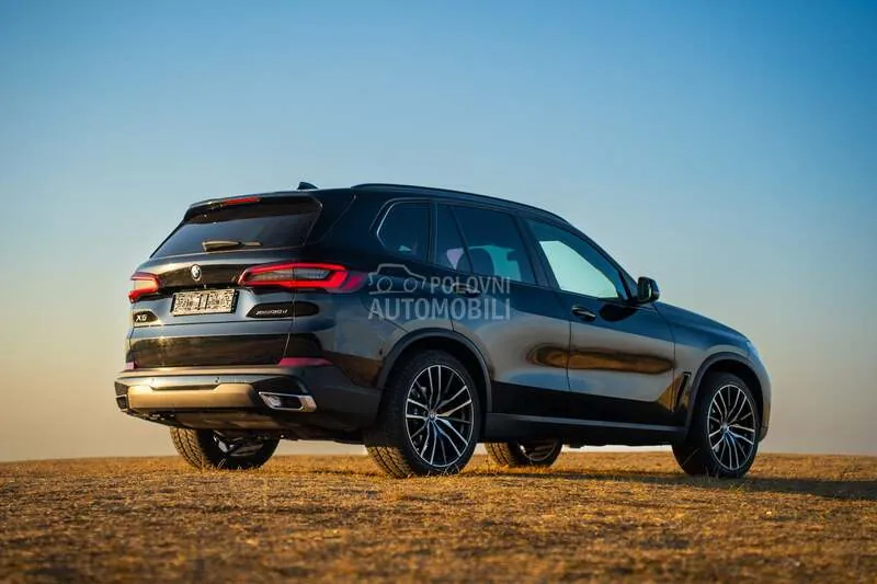 BMW X5 2021 photo 3