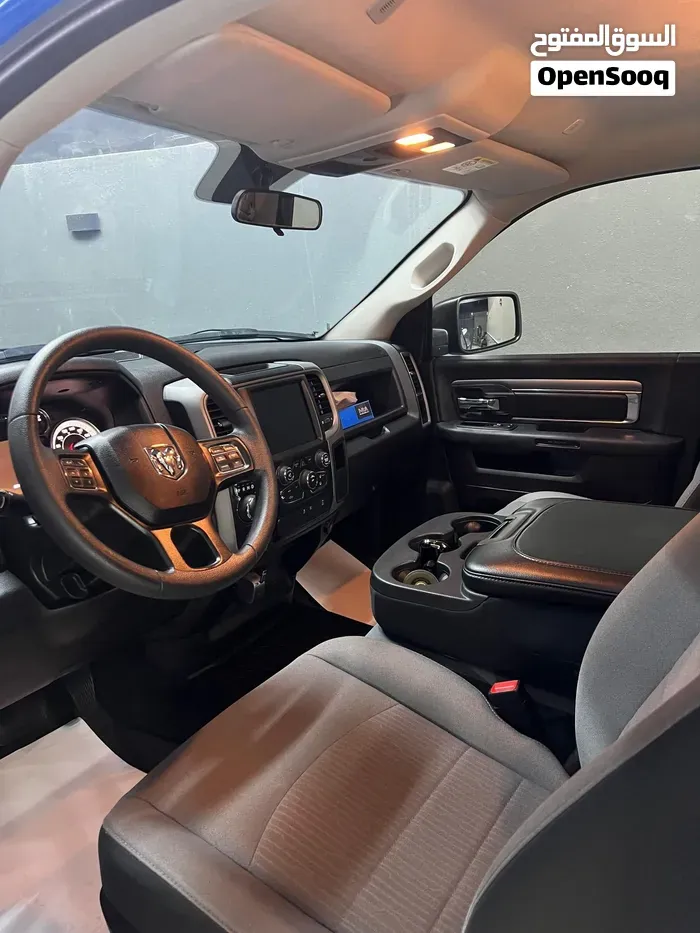 Dodge Ram 1500 2021 photo 2