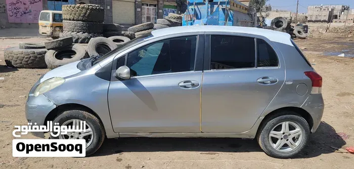 Toyota Yaris 2009 photo 4