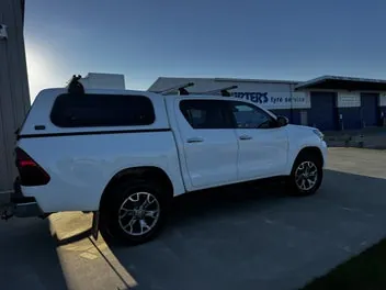 Toyota Hilux 2022 photo 3