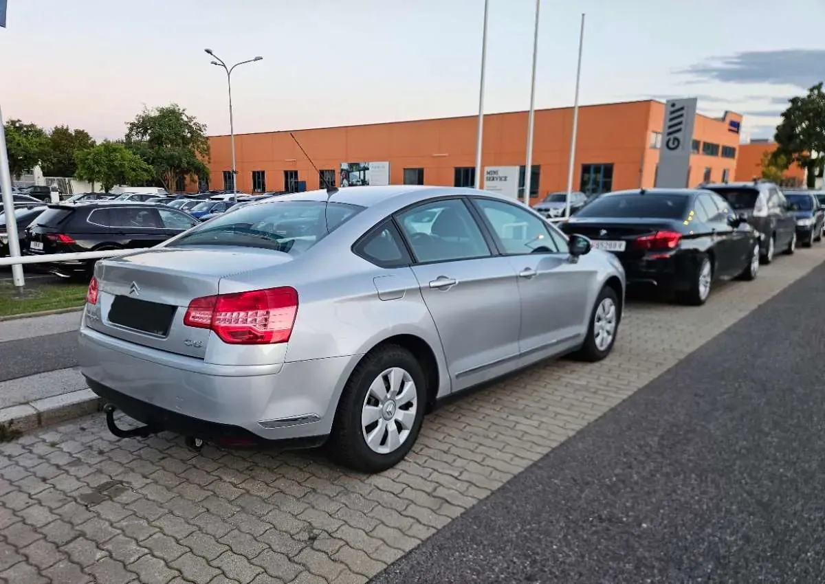 Citroen C5 2010 photo 3