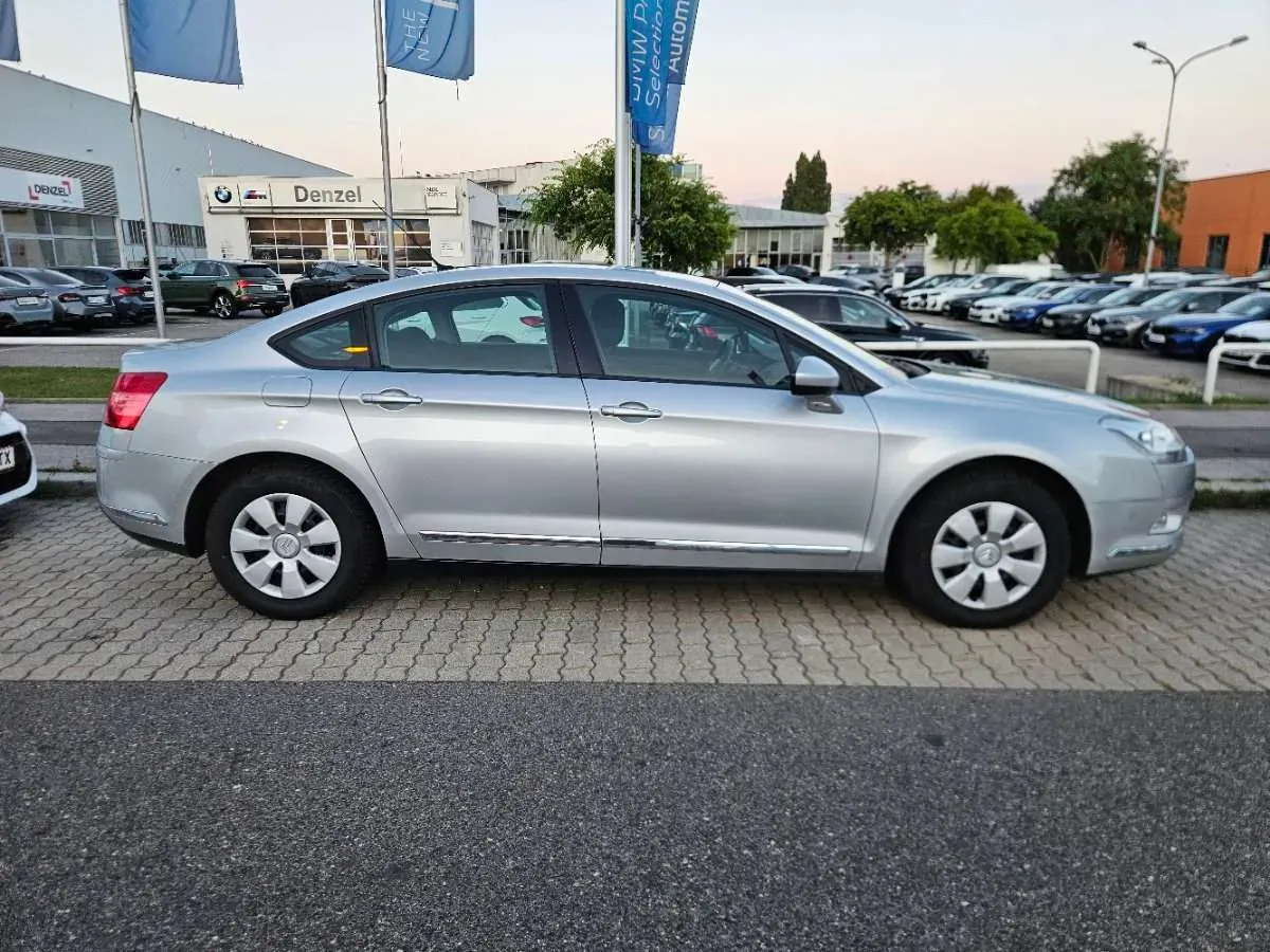 Citroen C5 2010 photo 2