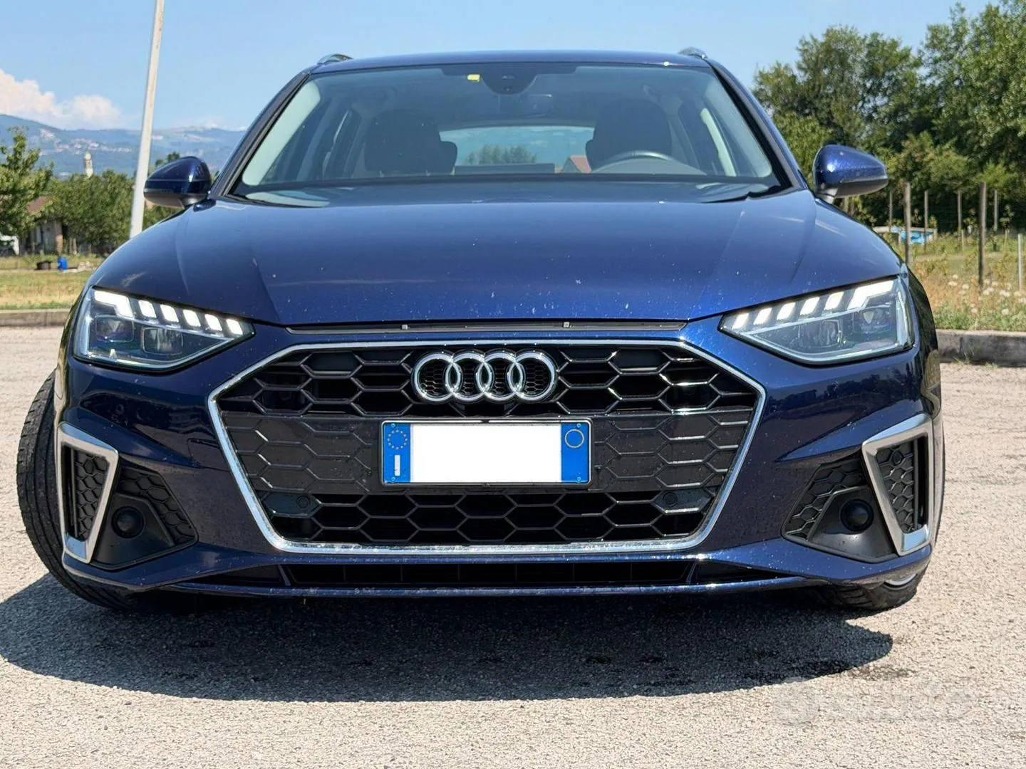 Audi A4 Avant 2021 photo 3