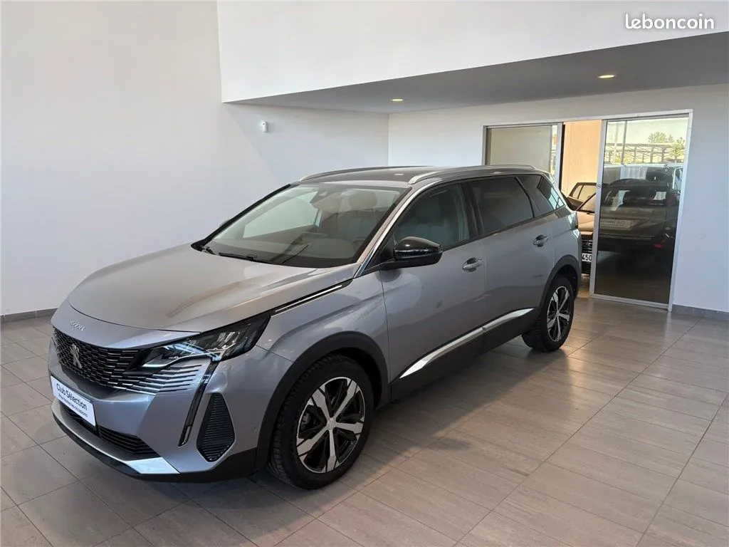 Peugeot 5008 2022 photo 2