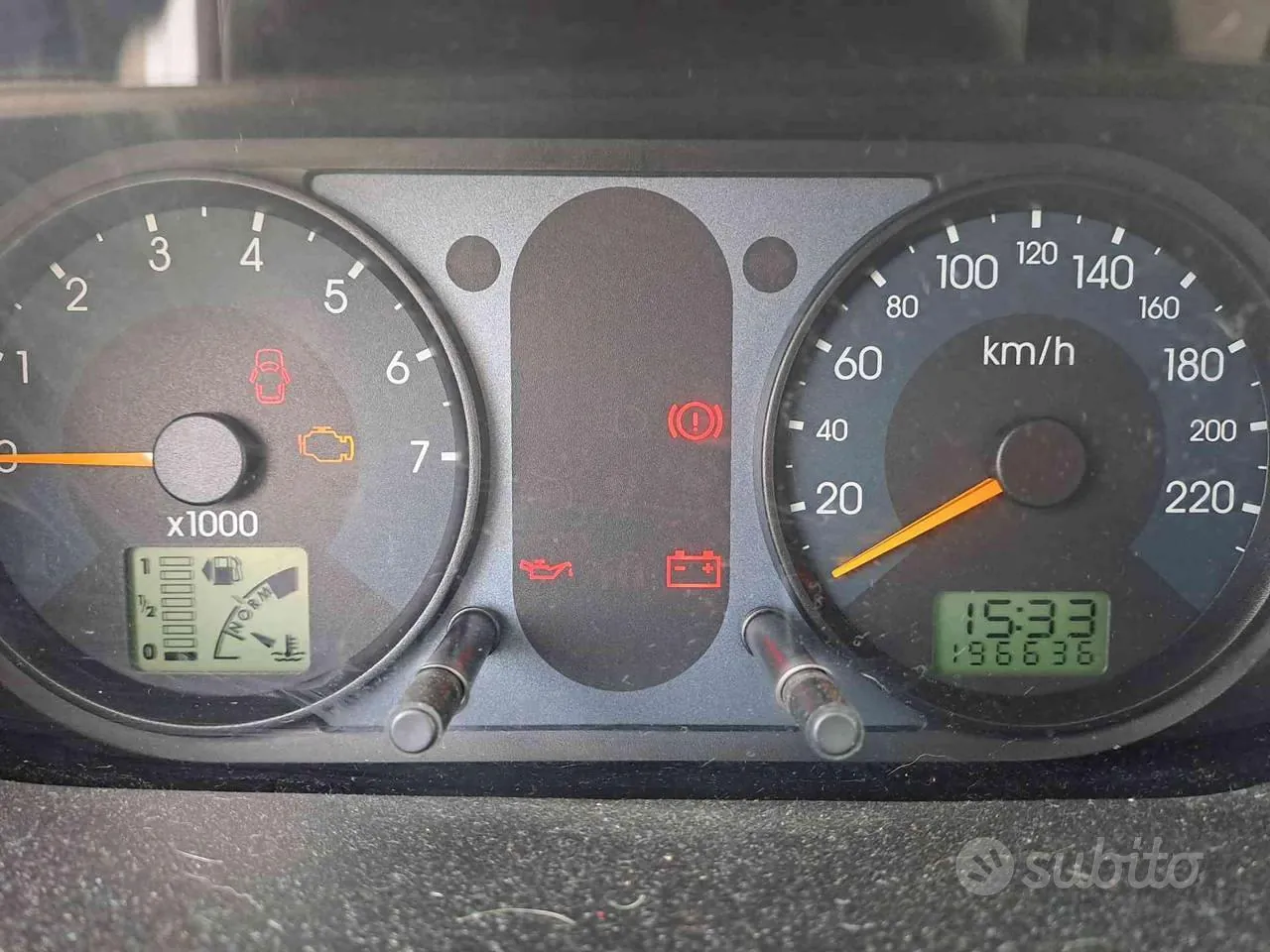 Ford Fiesta 2003 photo 5