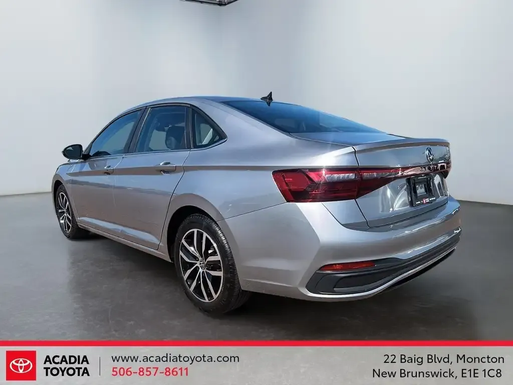 Volkswagen Jetta 2025 photo 5