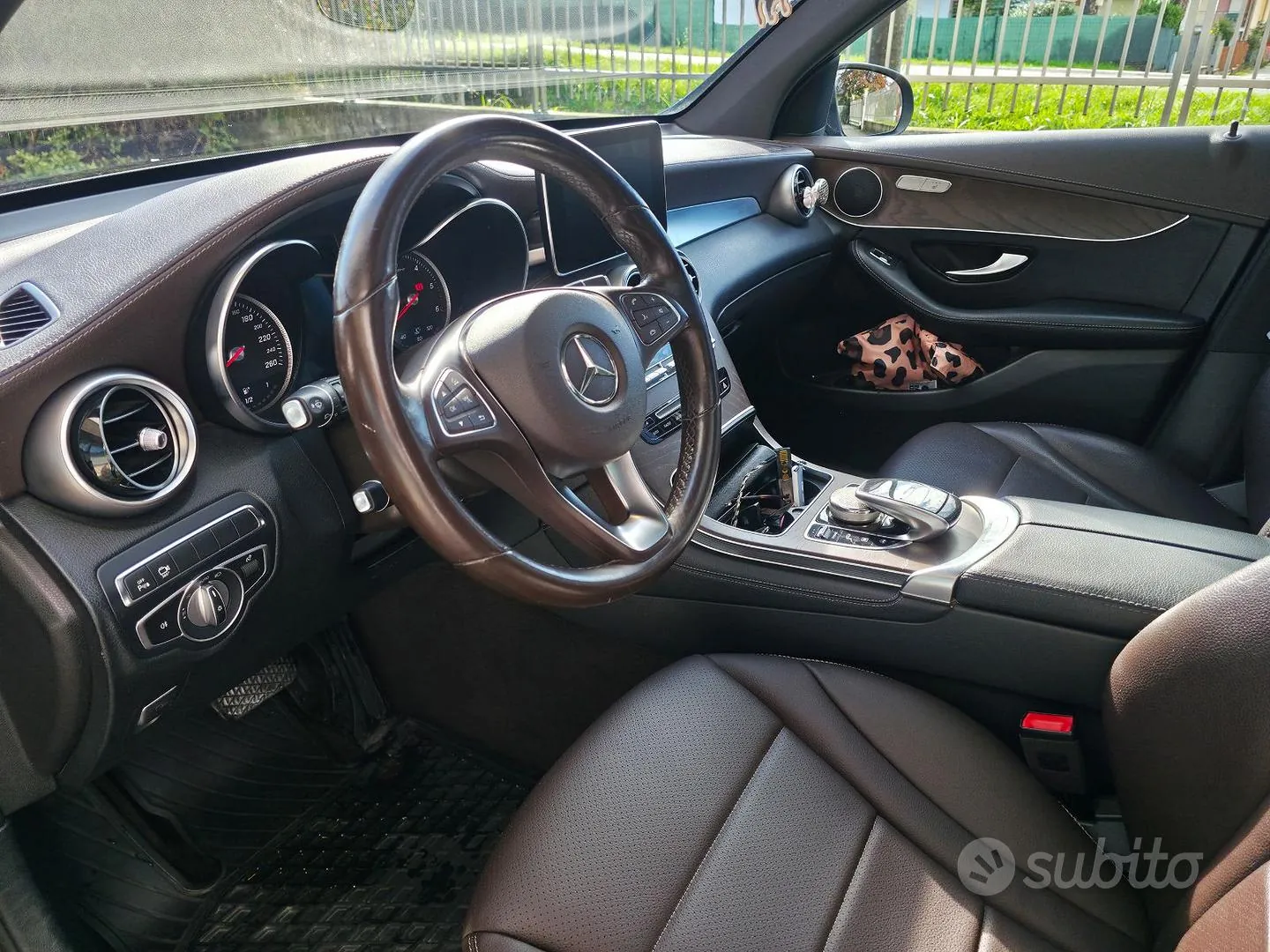 Mercedes-Benz Glc 2018 photo 3