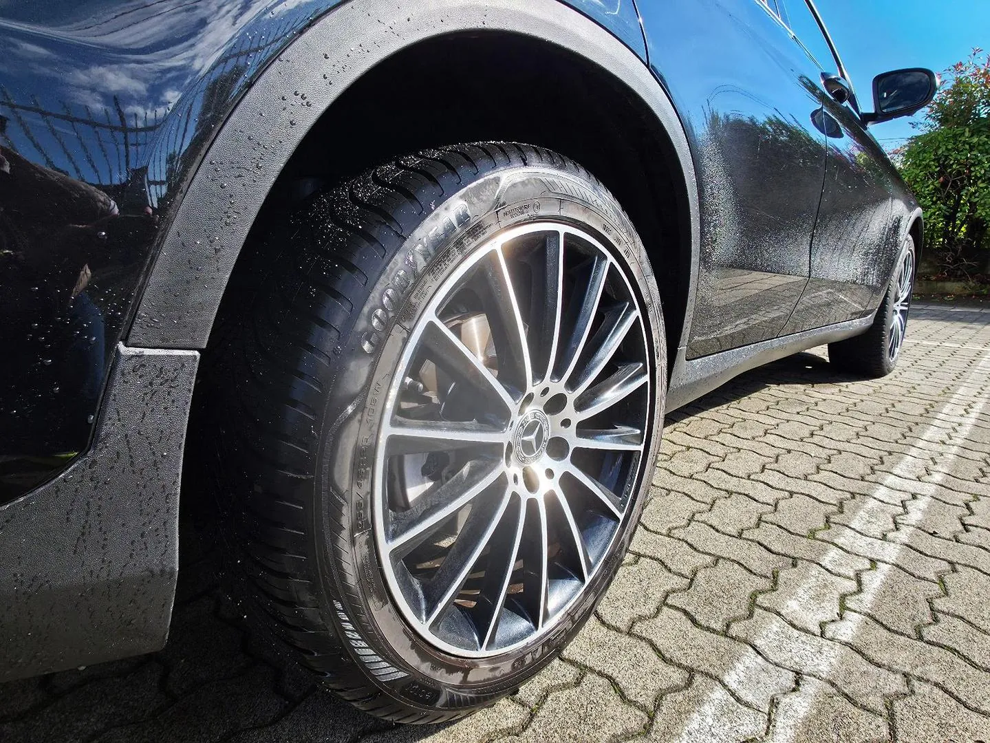 Mercedes-Benz Glc 2018 photo 5