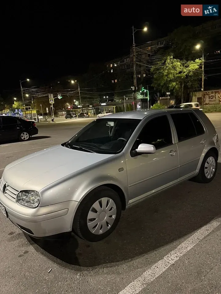 Volkswagen Golf 2001 photo 2