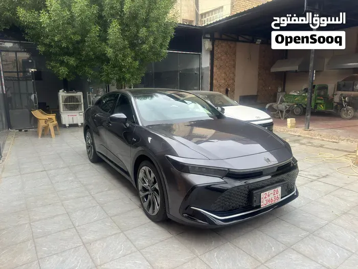 Toyota Crown 2024 photo 2