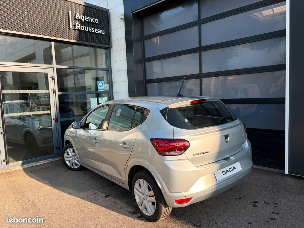 Dacia Sandero 2021 photo 3