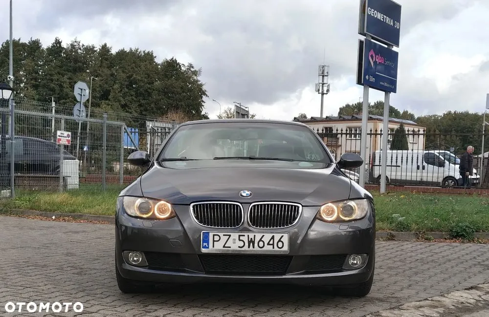 BMW Seria 3 2007 photo 3