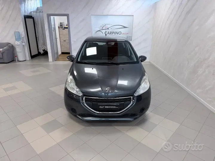 Peugeot 208 2014 photo 3