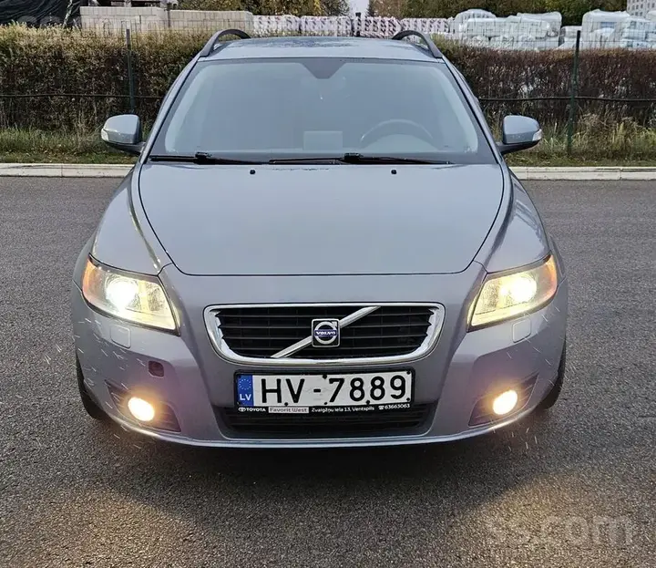 Volvo V50 2009 photo 5