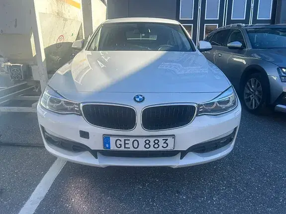 BMW 328I 2014 photo 2