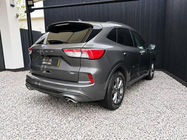 Ford Kuga 2021 photo 3