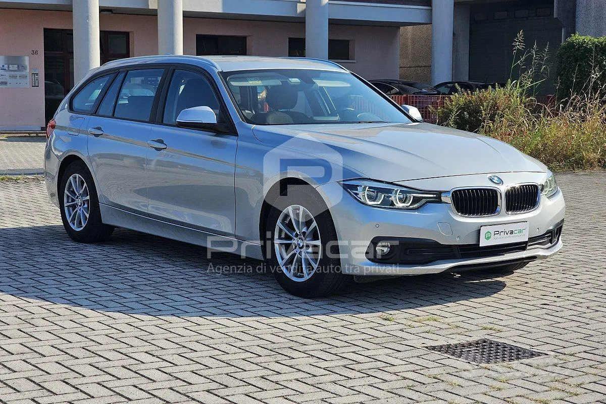 BMW 318D 2018 photo 3
