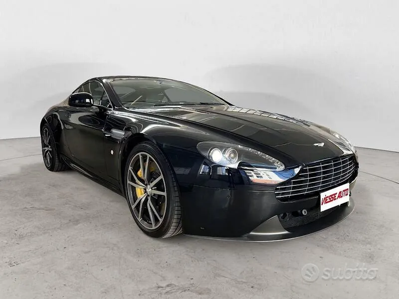 Aston Martin V8 Vantage 2012 photo 3