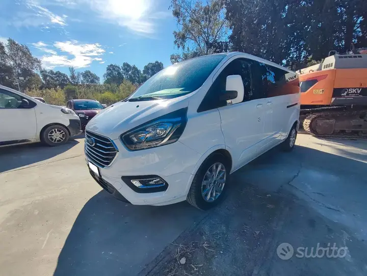 Ford Tourneo Custom