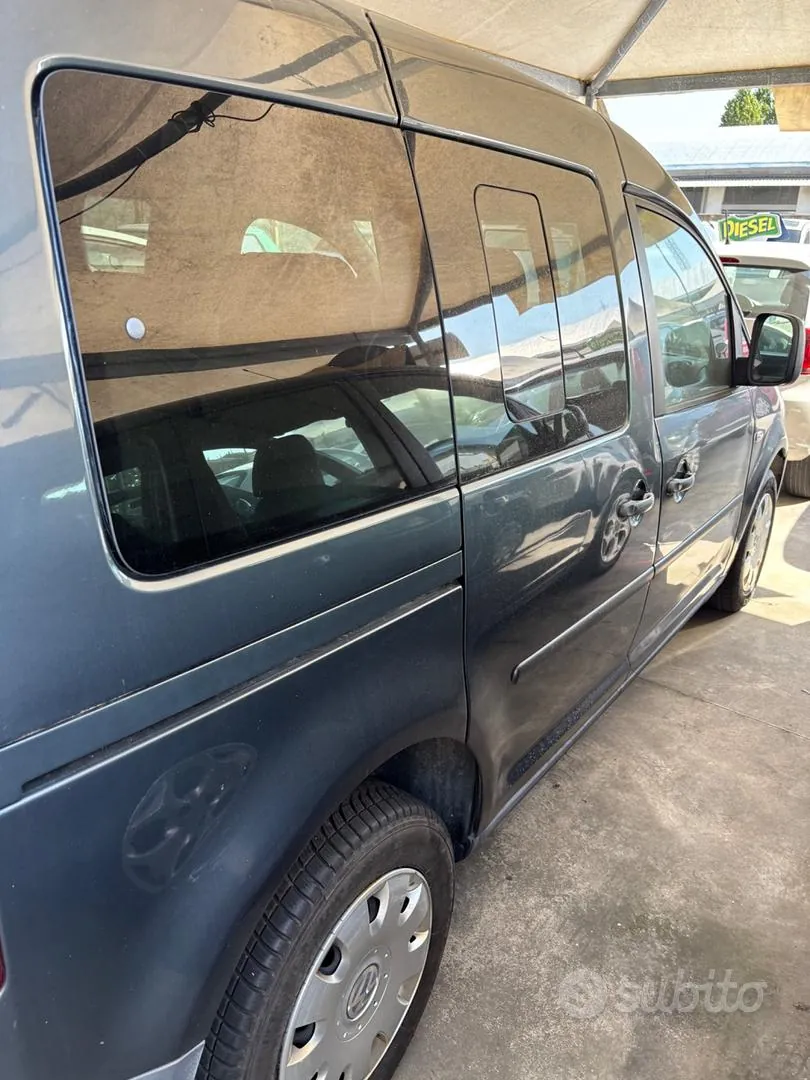 Volkswagen Caddy 2008 photo 5