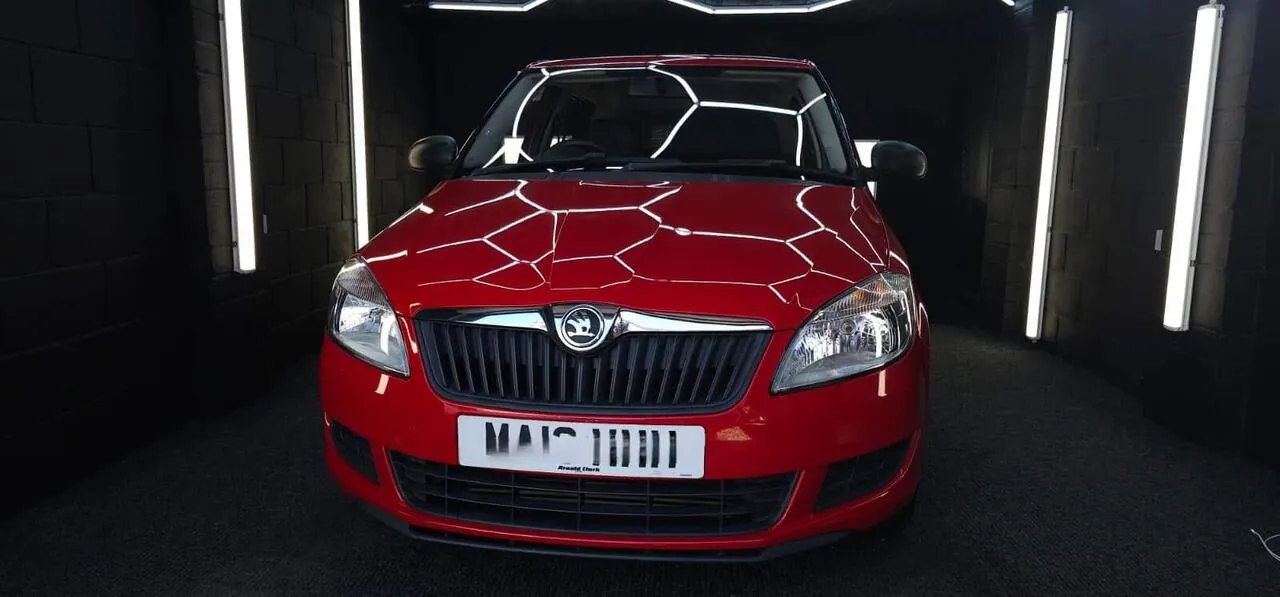 Skoda Fabia 2013 photo 2