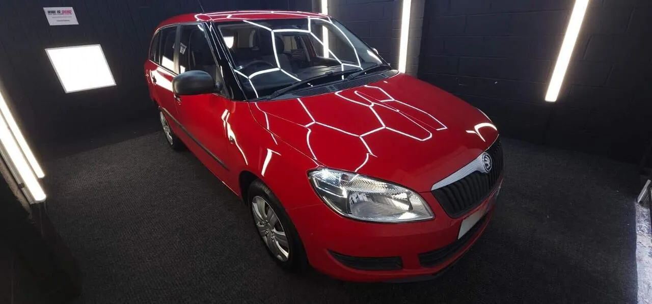 Skoda Fabia 2013 photo 5