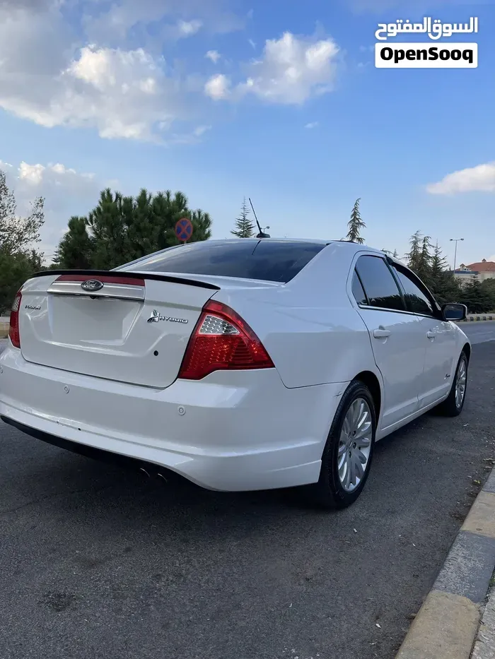 Ford Fusion 2012 photo 3