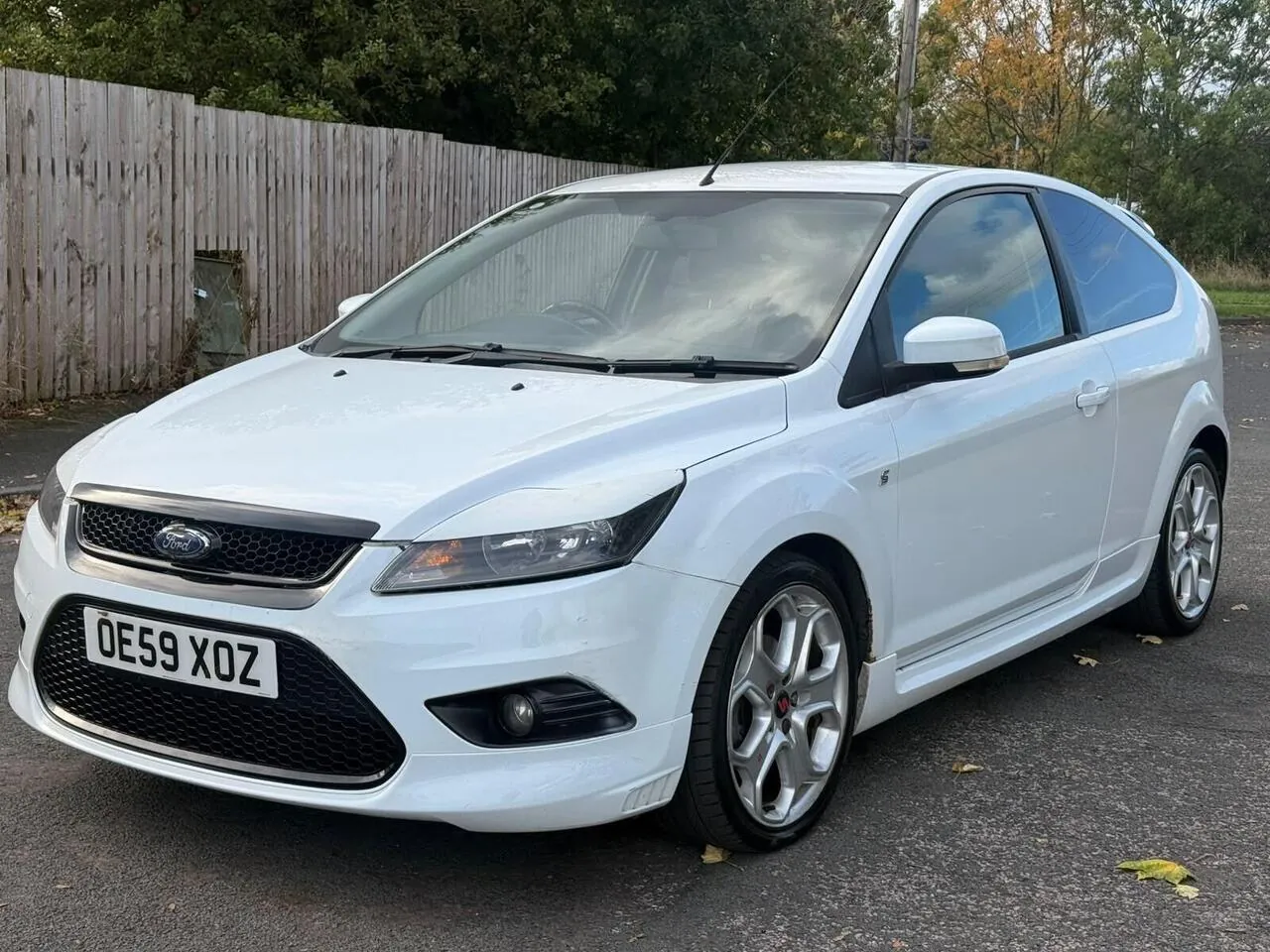 Ford Focus 2010 photo 2