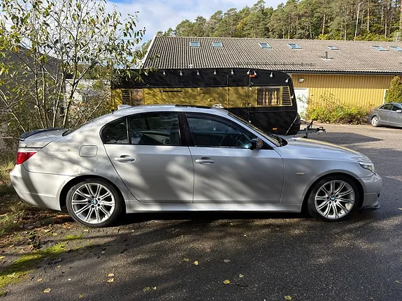 BMW 520D 2008 photo 2