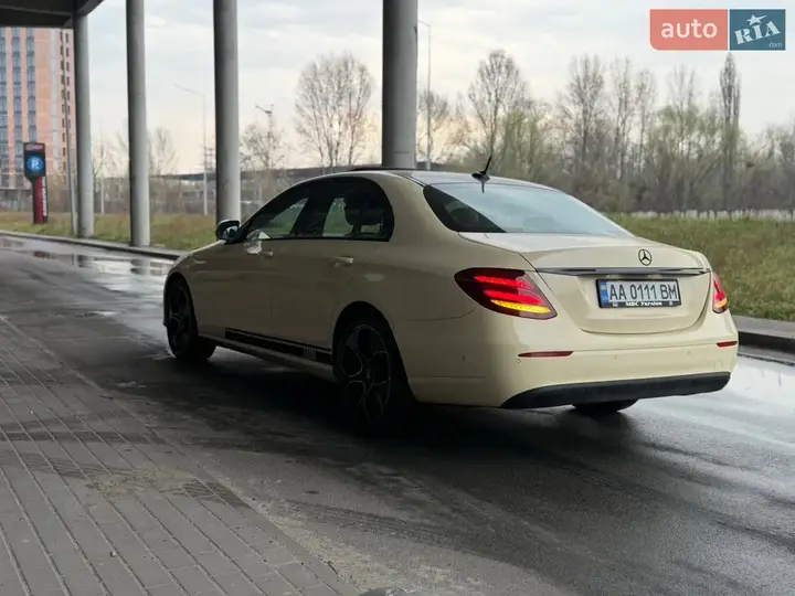 Mercedes-Benz E-Class 2018 photo 5