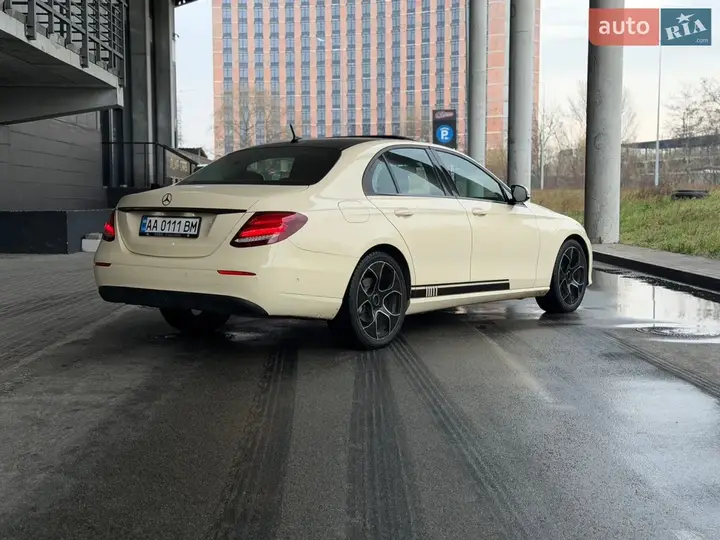 Mercedes-Benz E-Class 2018 photo 2
